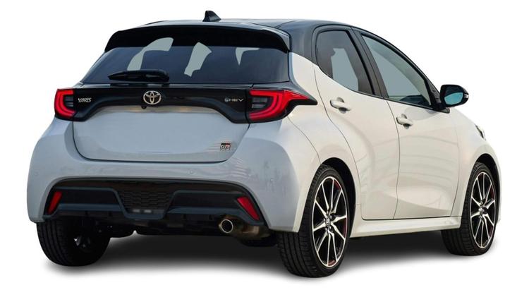 TOYOTA YARIS HATCHBACK 1.5 Hybrid Icon 5dr CVT